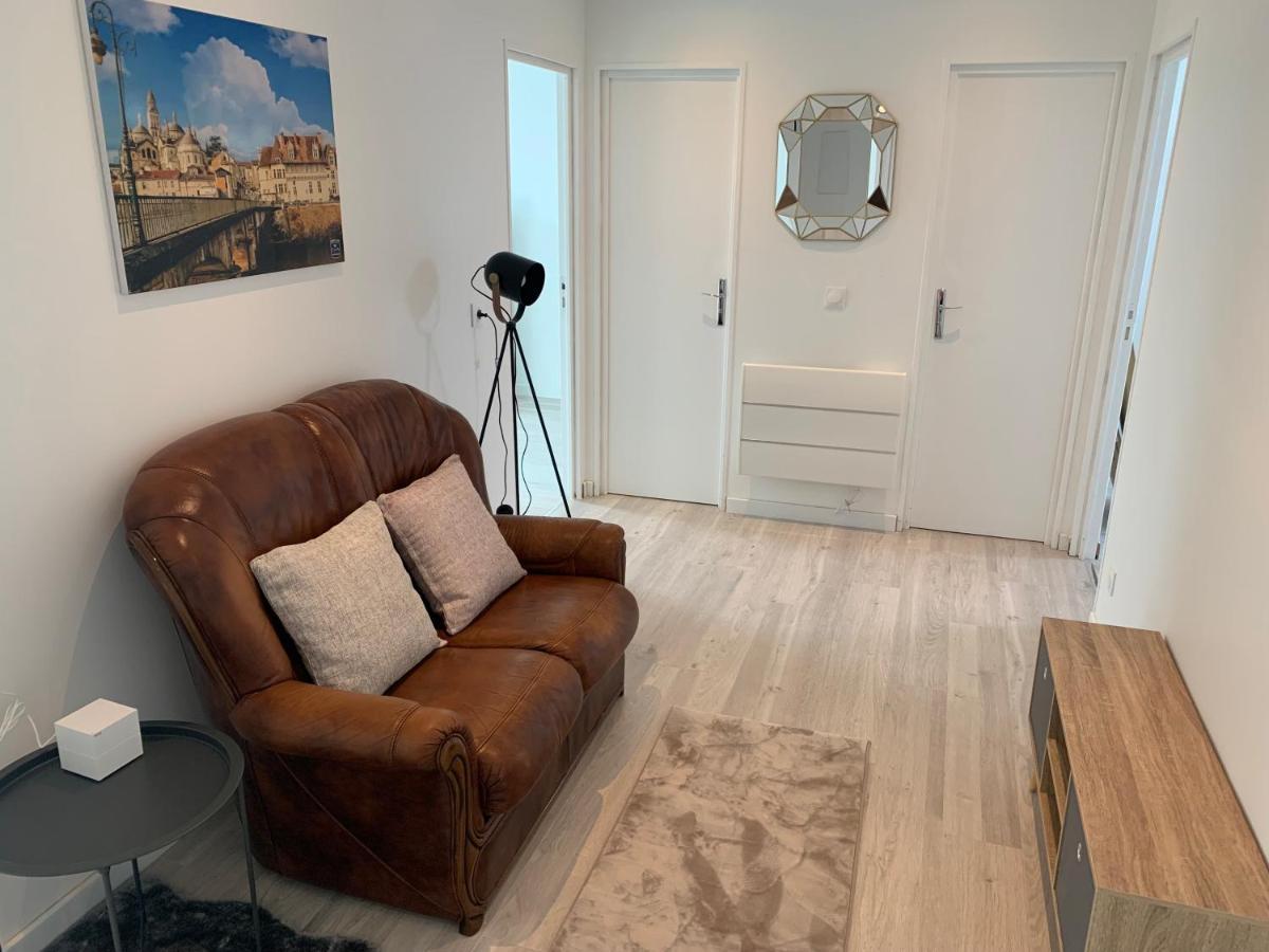Villa Tenjin Chambre 3 Bondy Exteriör bild